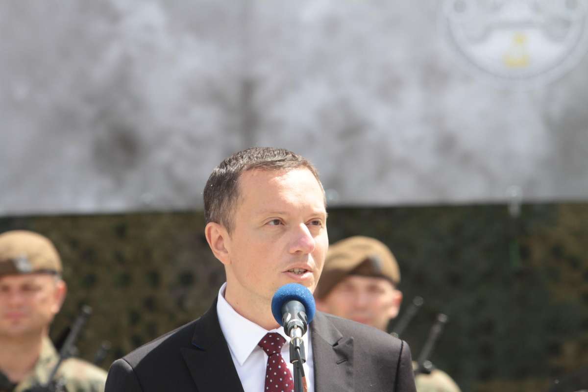 Przysięga  brygady obrony terytorialnej

Olsztyn - Przysięga 4 Warmińsko Mazurskiej Brygady Obrony Terytorialnej.