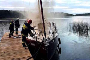 Mieszkaniec Kwidzyna nie przyznaje się do podpalenia jachtu na Jezioraku [WRACAMY DO TEMATU]