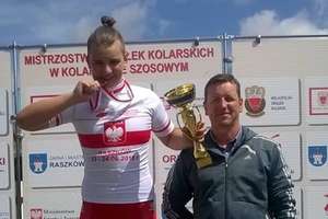 Maciej Ciżowski trzeci raz z rzędu mistrzem Polski szkółek kolarskich ze startu wspólnego