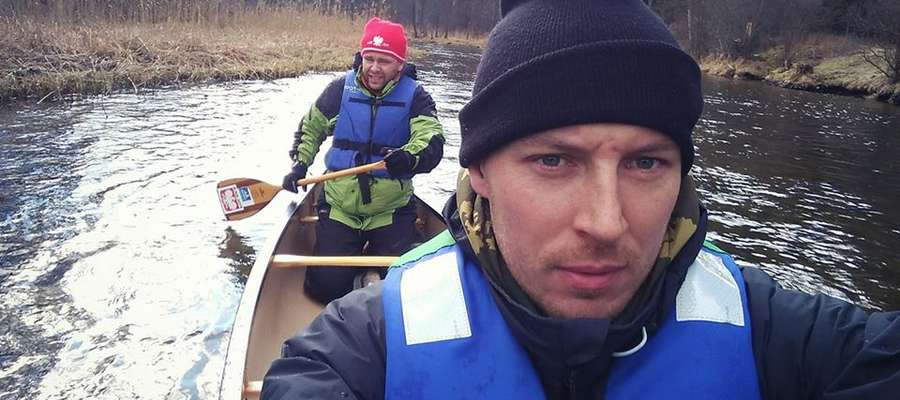 Marcin Gienieczko (z lewej) i Marcin Waszkielis jeszcze na początku kwietnia wspólnie trenowali na rzece Krutyni.