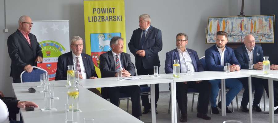  Powiat lidzbarski odwiedziła delegacja z partnerskiego Powiatu Emsland.
 
