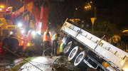 Ciężarówka zderzyła się z osobówką w Olsztynie. Gigantyczne korki na ul. Bałtyckiej [ZDJĘCIA, VIDEO, AKTUALIZACJA]