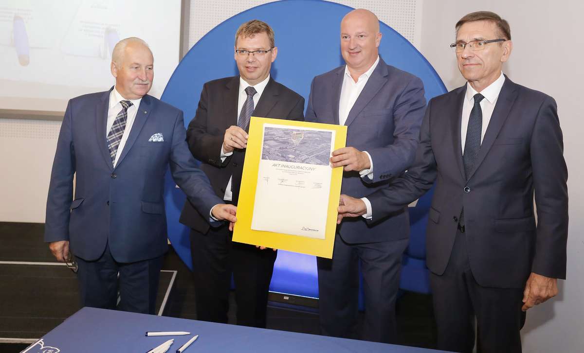 Wmurowanie kamienia Michelin

Olsztyn-Firma Michelin zainwestuje 210 milionów złotych w budowę nowoczesnej ciepłowni gazowej i gazociągu na terenie olsztyńskiej fabryki opon