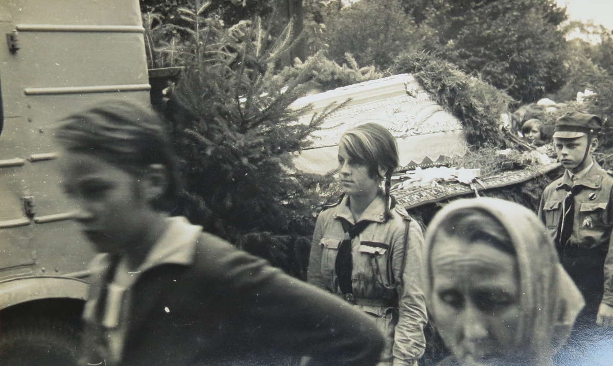 Pogrzeb harcerek Ani i Helenki w 1963 roku