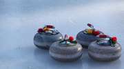 Bezpłatne szkolenia z curlingu na giżyckim lodowisku