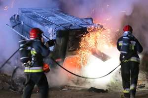 W Olsztynie spłonęła ciężarówka [ZDJĘCIA, VIDEO]