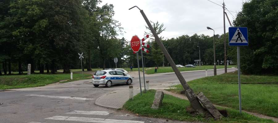 Tak wyglądało skrzyżowanie ulic Wiejskiej i Nowowiejskiego w Bartoszycach dziś (28 sierpnia 2018 r.) o g. 9:30