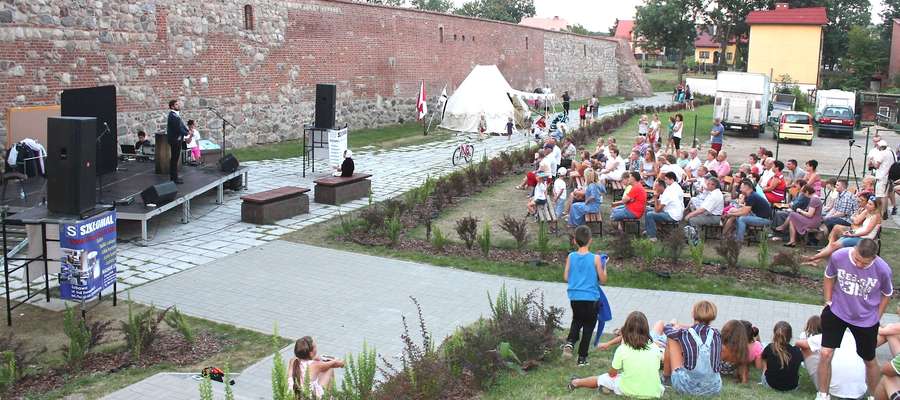Trzy lata temu kabaretowy przegląd odbył się pod murami zamku, w tym roku odbędzie w Łazienkach 