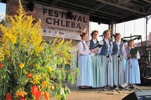 Mieszkańcy gminy Kowale Oleckie bawili się podczas Festiwalu Chleba