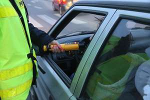 OBYWATELSKIE ZATRZYMANIE. KIEROWCA VW POLO MIAŁ PONAD 3 PROMILE 