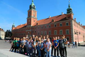 Uczniowie z Galin na wycieczce w Warszawie. ZDJĘCIA