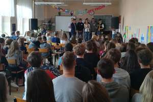 Europejski Dzień Języków wspólnie świętowali uczniowie I LO i SP 4