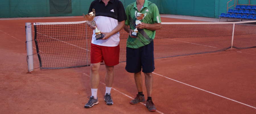 Finaliści lidzbarskiego turnieju: Adam Brodowski (z lewej) i Jan Łastowski