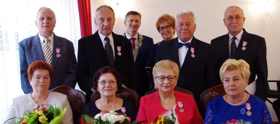 Wiesława i Jan Wysoccy, Danuta i Włodzimierz Połoczańscy, Marianna i Walenty Kuźniewscy, Jolanta i Jerzy Kijkowie