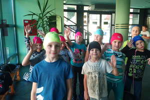 Uczniowie z Kruszewca uczą się pływać
