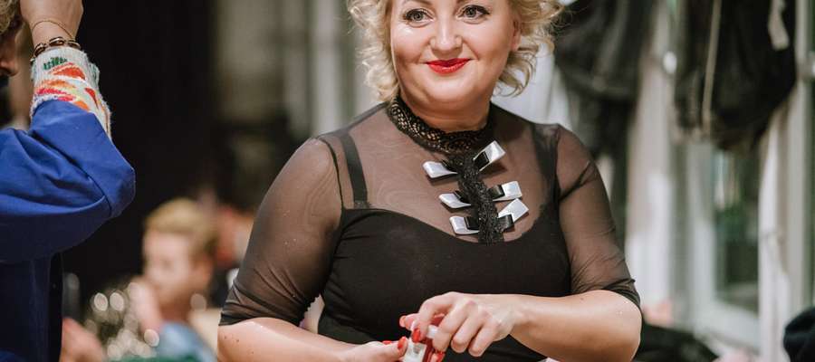 Iwona Pajewska na czterdzieste urodziny zaczęła tańczyć burleskę. 