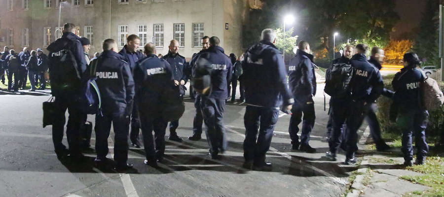 Wyjazd policjantów z Warmii i Mazur na protest do Warszawy