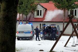 Zabójstwo dwóch osób pod Olsztynem. Sąd nie wypuścił Hindusa z aresztu