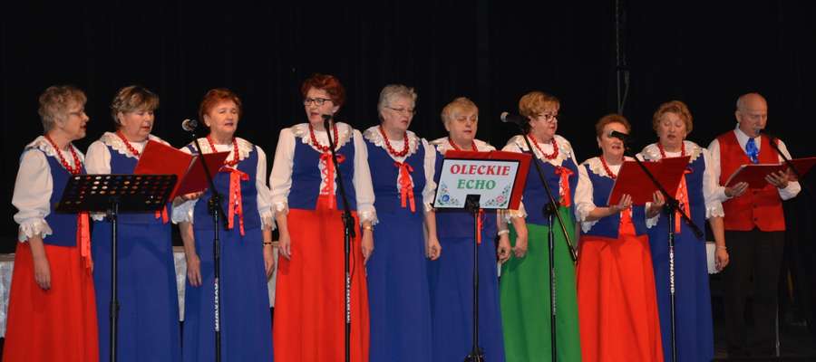 W koncercie poetycko-muzycznym zespół Oleckie Echo zaśpiewał kolędy patriotyczne z lat 1830 – 1981