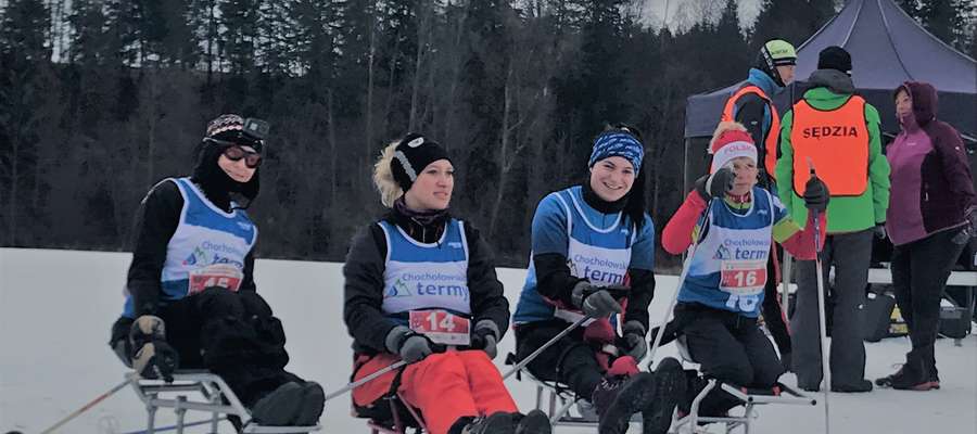 Zawodniczki Smoka Orneta podczas mistrzostw Polski w narciarstwie biegowym