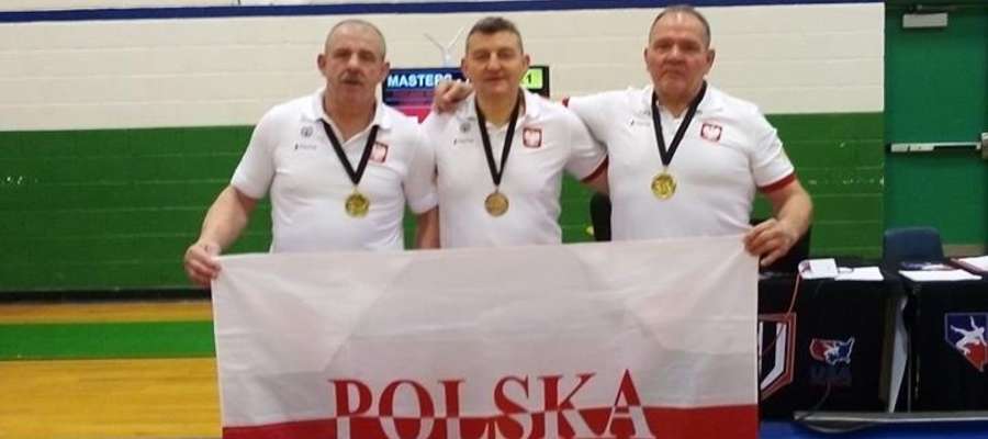 Reprezentanci Polski zdobyli w Las Vegas dwa złote medale i jeden brązowy. Mistrz świata Stanisław Kamiński pierwszy z prawej.