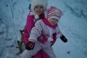 Zimowy Brzdąc: Zuzanna i Maja Grabowskie z Olsztyna