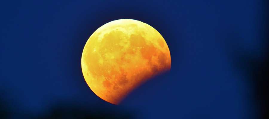 O godzinie 05:41 nastąpi początek zaćmienia całkowitego Księżyca