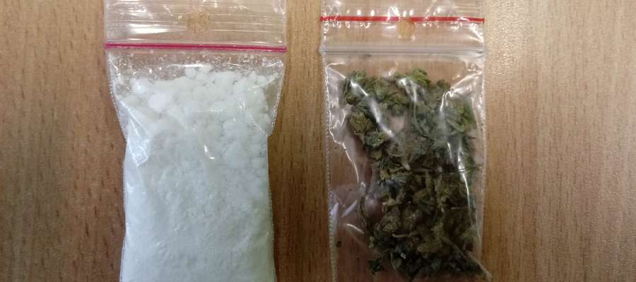 Badanie narkotestem wykazało, że biały proszek to amfetamina