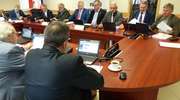 Rada powiatu już w pełnym składzie. Nowy radny złożył ślubowanie