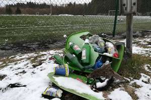 Zdewastowany stadion w Bartoszycach straszy swoim wyglądem