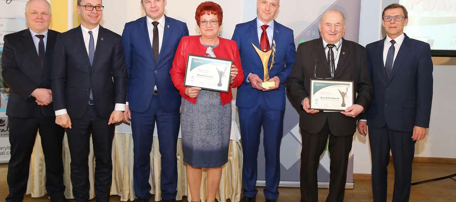 Laureaci plebiscytu na Super Sołtysa 2018 na gali w Olsztynie