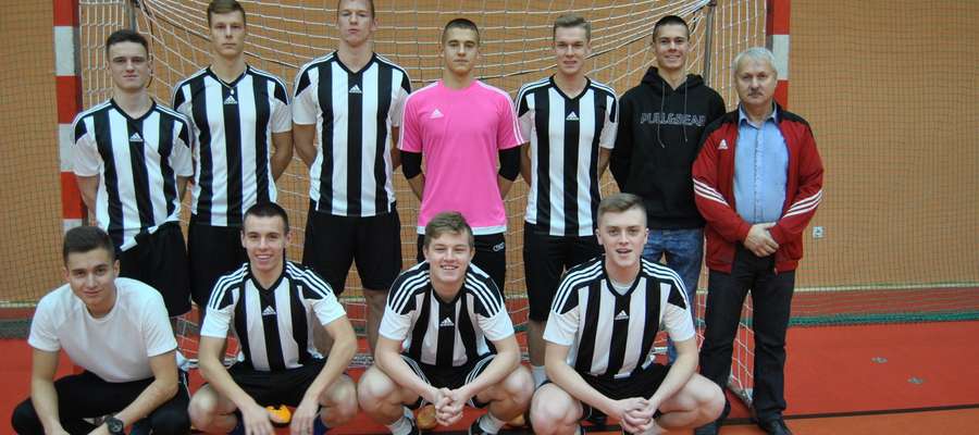Drużyna FC Domki Wikielec w sobotę będzie chciała zasiąść na mistrzowskim tronie Iławskiej Ligi Futsalu