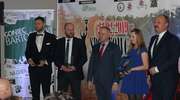 Sportowcy i trener ze Szkoły Podstawowej w Górowie Iławeckim wyróżnieni podczas V Gali Sportu
