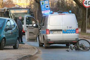 Kolejne potrącenie rowerzysty w Olsztynie. Jedna osoba w szpitalu [ZDJĘCIA]