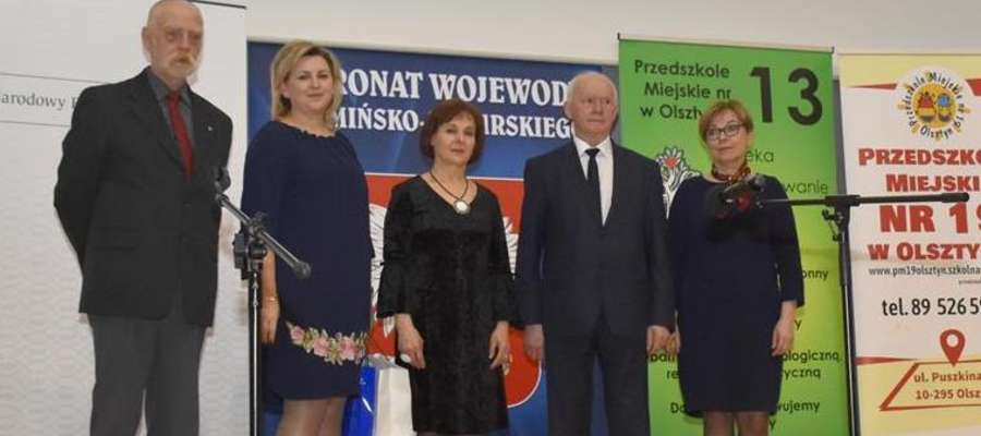 Dyrektorka szkoły Wioletta Kozłowska wzięła udział w spotkaniu w ramach Programu edukacyjnego „100-lecie złotówki. Oszczędzanie się opłaca”