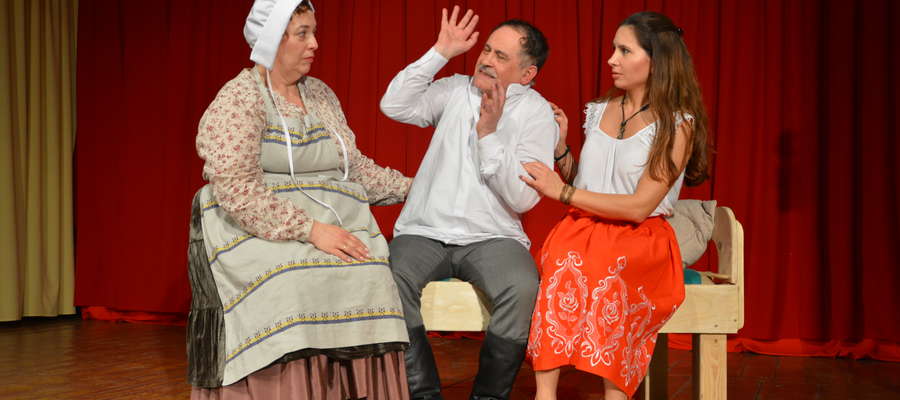 "Don Kichot" w wykonaniu działającej w Wojciechach Grupy Teatralnej Bez Spinki
