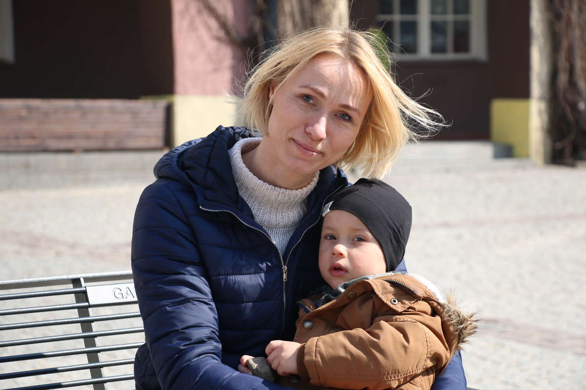 Karolina Słodowska ( na zdjęciu z synem Antkiem): — Kobiety w wydawaniu pieniędzy są rozsądne
