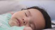 Kasza na noc dla niemowlaka – czy pomoże dziecku przespać noc?