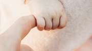 Jak obcinać paznokcie niemowlakowi?