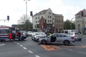 Zderzenie samochodów w centrum Olsztyna