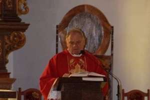 Proboszcz Parafii Koszelewy obchodzi czterdziestą rocznicę święceń kapłańskich!