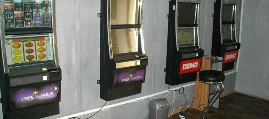 Nielegalne automaty z Elblaga