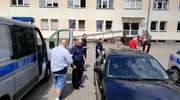 Kolejny alarm bombowy. Ponad setka dzieci i kilkunastu opiekunów ewakuowana z przedszkoli w Olsztynie [ZDJĘCIA]