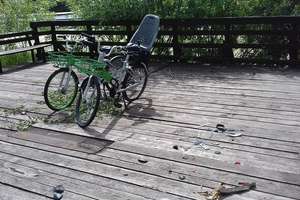 Pytanie za tysiąc złotych: kto niszczy olsztyńskie rowery miejskie? [ZDJĘCIA]