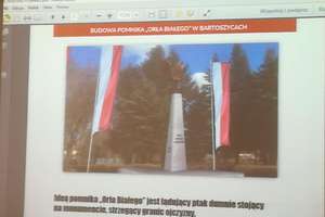 Podczas sesji m.in. pokazano projekt pomnika Orla Białego