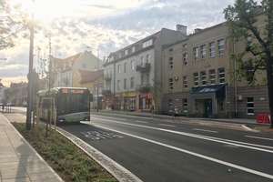 Autobusy wróciły na ul. Partyzantów w Olsztynie. Sprawdź zmiany w komunikacji miejskiej