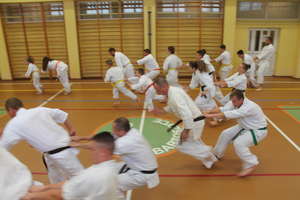 Letnia akademia karate przygotowaniem do egzaminów i jesiennych startów