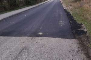 Zniszczony fragment drogi w Komorowie wyremontowany 