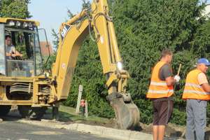 Gmina buduje chodniki w Woszczelach i Siedliskach