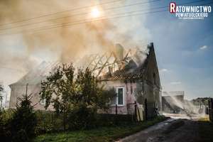 Pożar w Wiśniowie Ełckim - spalił się dom